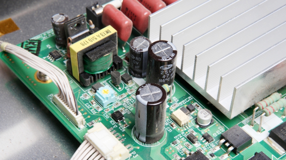 PLC (Controlador Lógico Programable)
